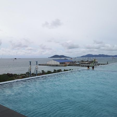 Jesselton Quay With City View Near Suria Sabah Mall & Jesselton Point Kota Kinabalu Exterior photo