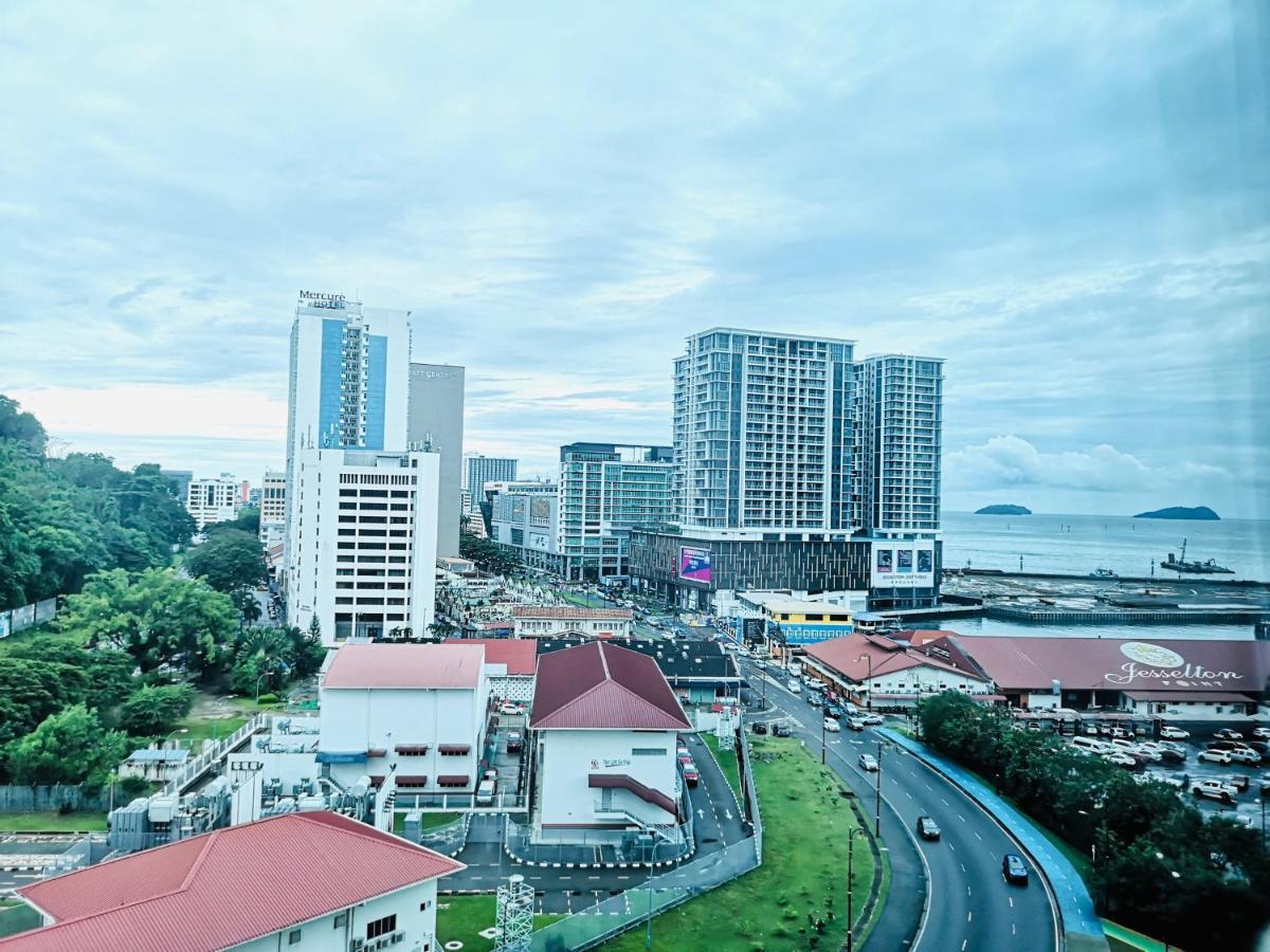 Jesselton Quay With City View Near Suria Sabah Mall & Jesselton Point Kota Kinabalu Exterior photo